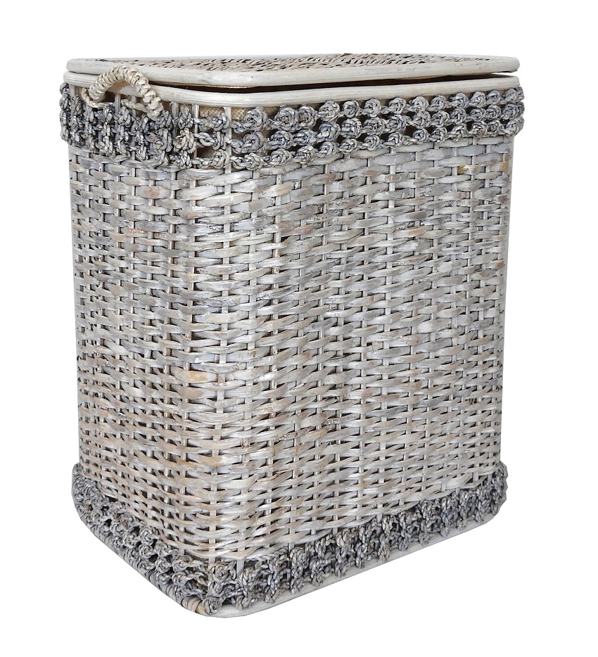 26-0034/2 CESTO PORTA BIANCHERIA RATTAN CM 49X34X60 h